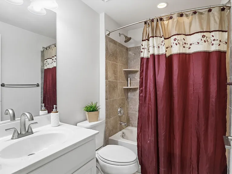 23755 Hopewell Manor Ter — Photo 25