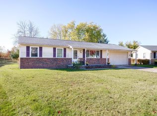 1518 Southwick Dr, Tecumseh, MI 49286