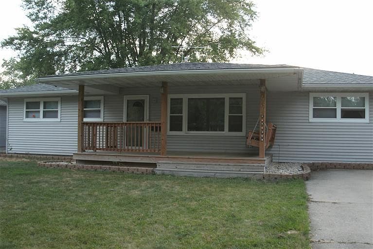 1st image of 434 N Joliet St