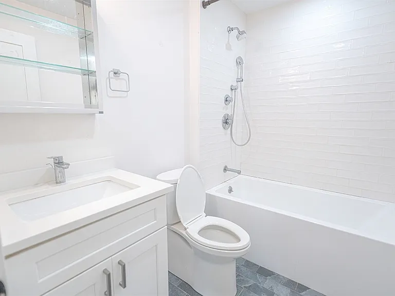 41 Fairbanks St #3 — Photo 9