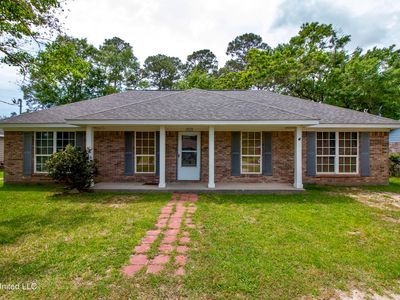 3505 N 10th St, Ocean Springs, MS, 39564