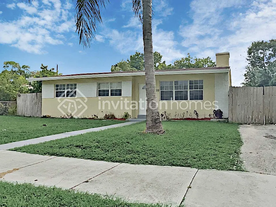 19802 NE 1st Ave