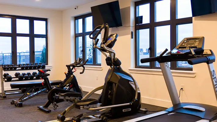 Rented by Nooklyn NYC LLC | media 19