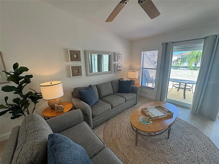 2571 Cyprus Dr #1-202 — Photo 5