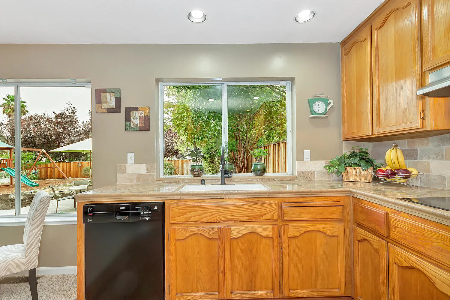 4977 Dana Ct photo 1