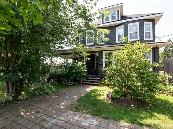 931 Amirault St #929, Dieppe, NB E1A 1G1