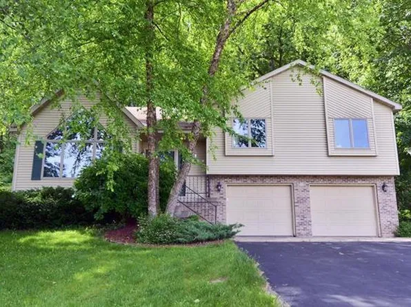 10795 Howard Trail, Mazomanie, WI 53560