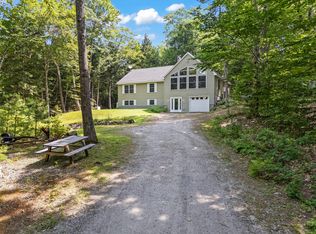 63 Hancock Rd, Raymond, ME 04071