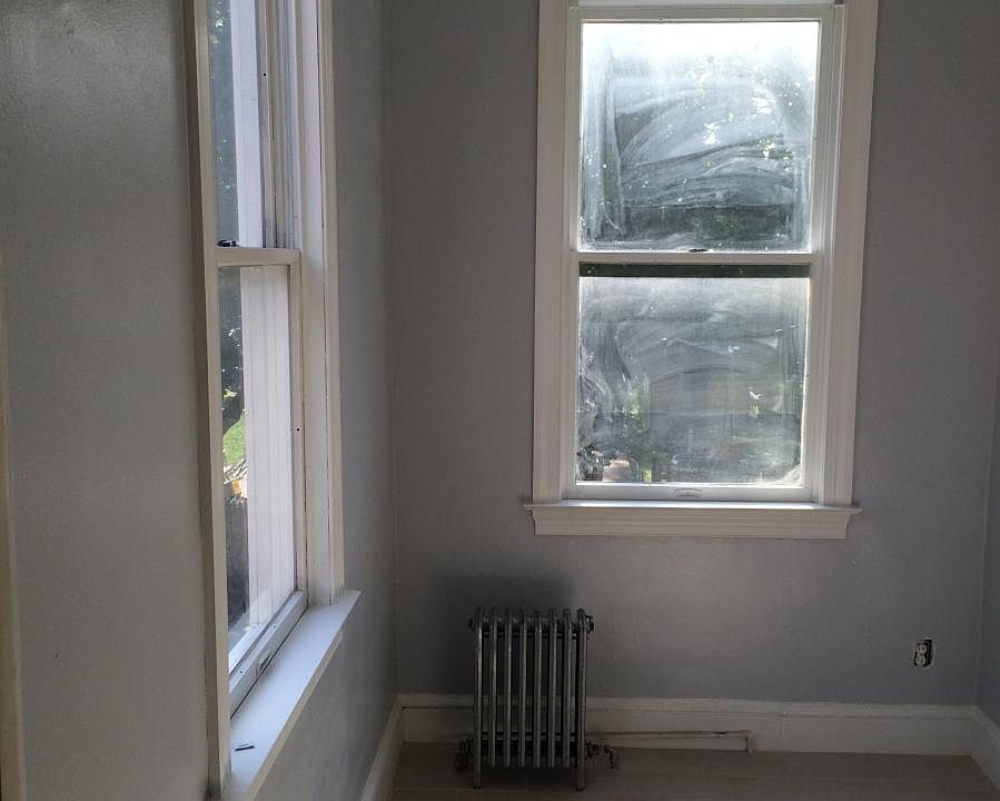 1st image of 262 S Potomac St