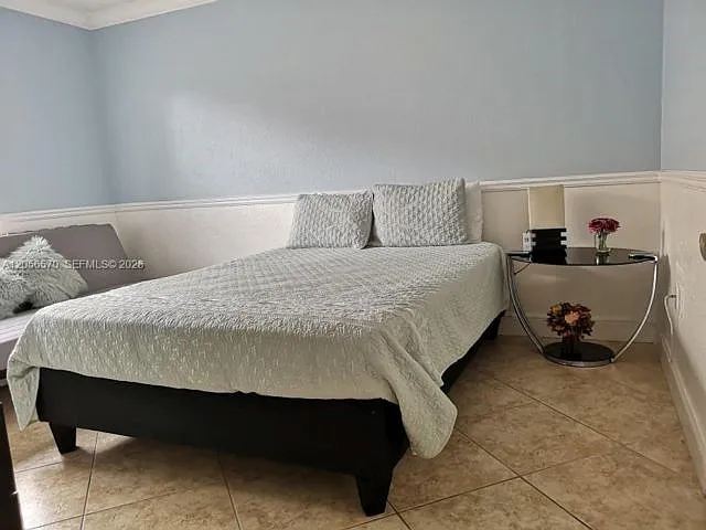 3 bed, 2.0 bath, 1517 sqft, $3,550 — Photo 4
