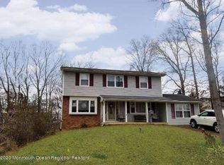 8 Princeton Dr, Jackson, NJ