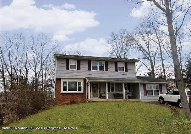 8 Princeton Dr photo 1
