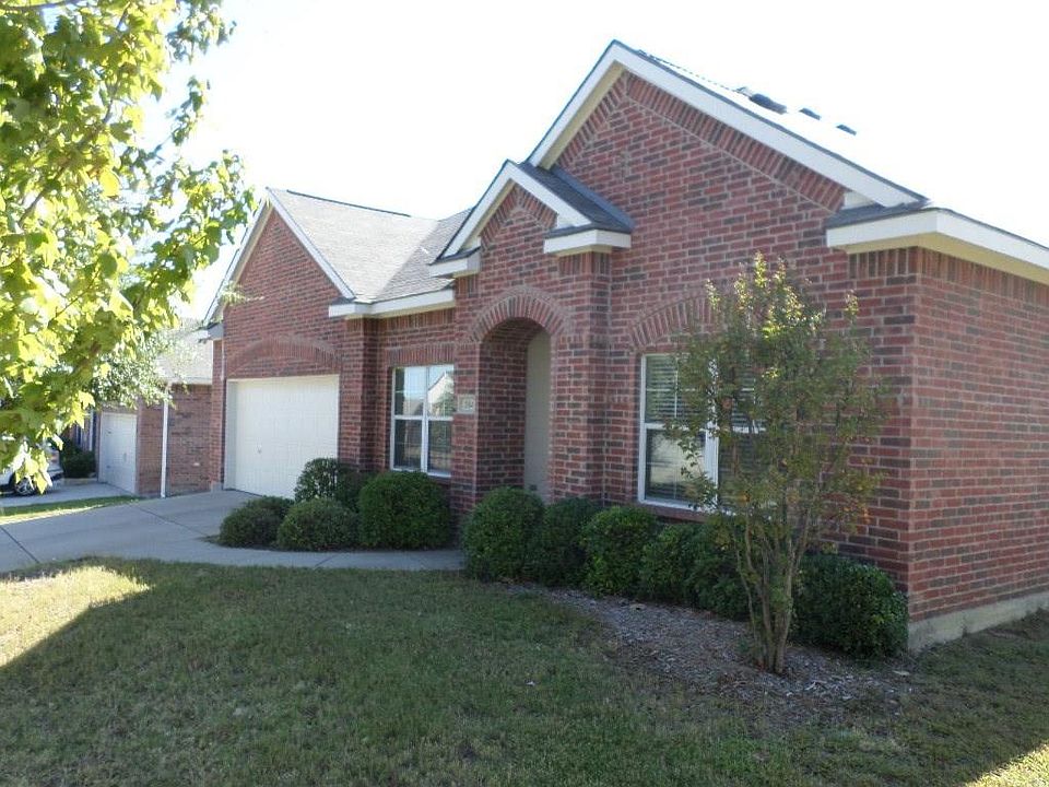 1st image of 204 Linden Ct