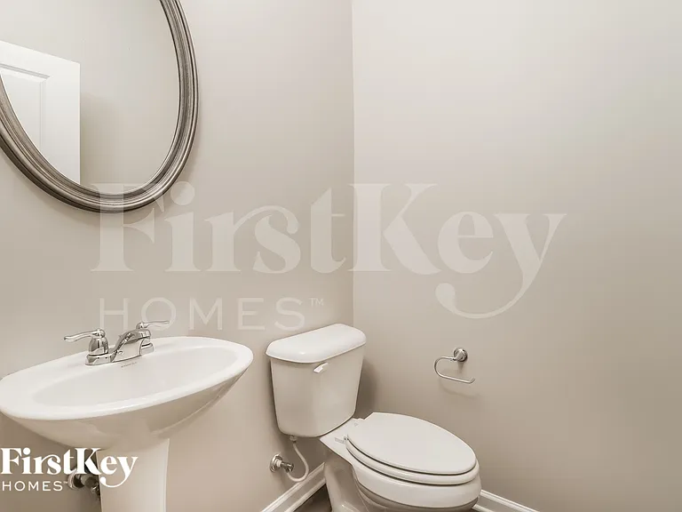 201 Southwind Cir — Photo 18