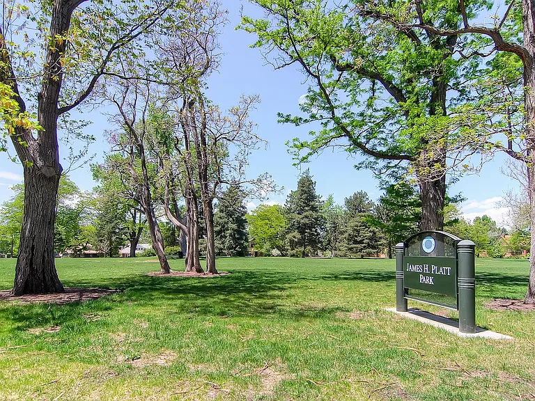1571 S Corona St — Photo 47