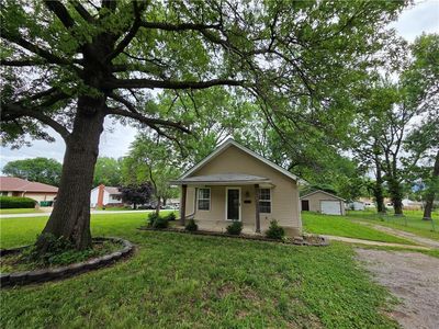 909 N Fulton St, Butler, MO, 64730