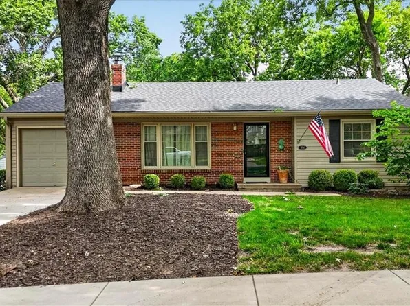 3114 W 72nd Ter, Prairie Village, KS 66208