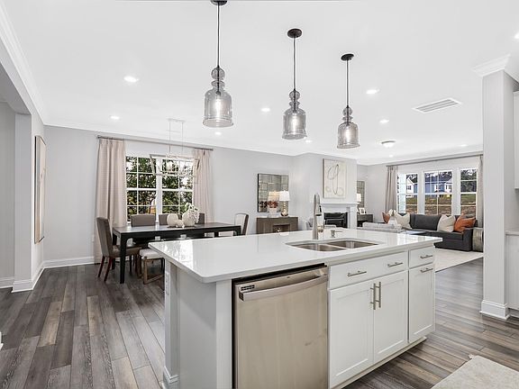 7th image of this home