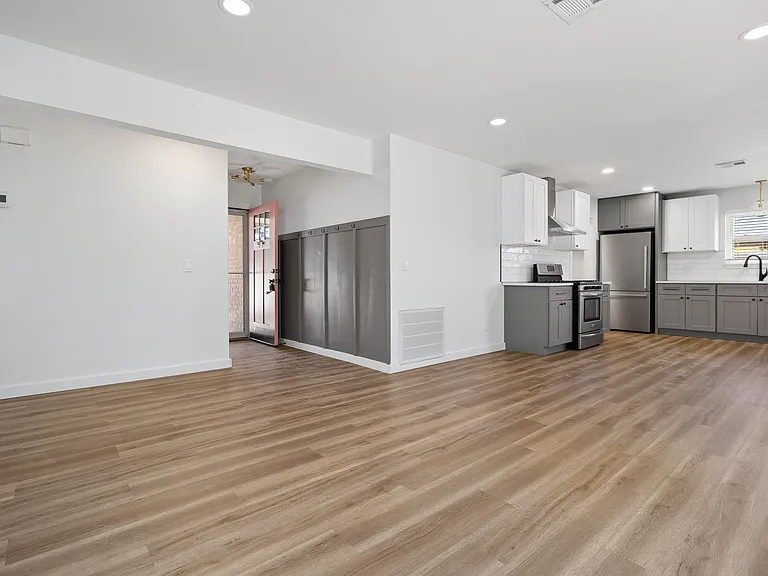 630 S Heights Dr — Photo 13