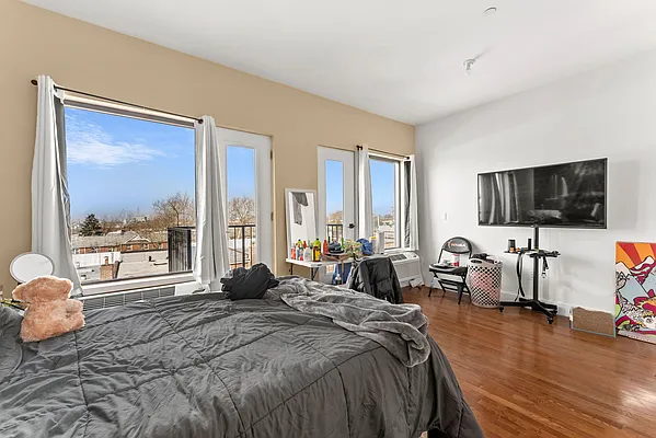 Rented by NOVO Living LLC | media 7