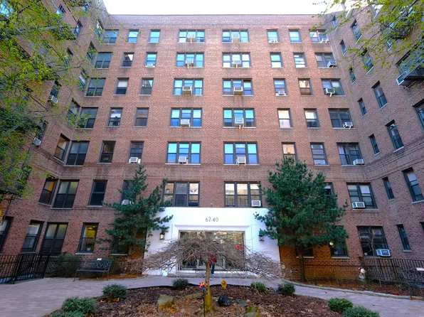 67-40 Yellowstone Boulevard image 1 of 18