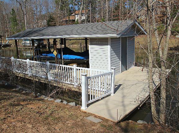 2nd image of 361 Waterside Dr