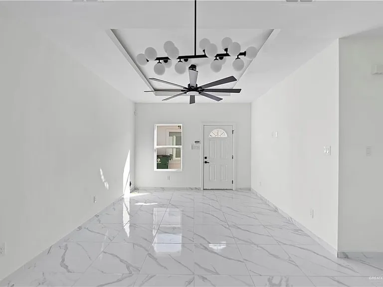 609 Buccaneers Dr #1 — Photo 12