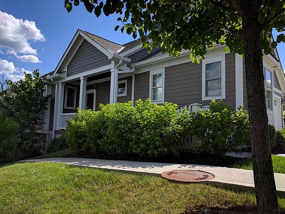 2nd image of 25 Bradford Place Dr