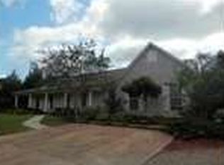 192 Jeffrey Ct, Ozark, AL 36360