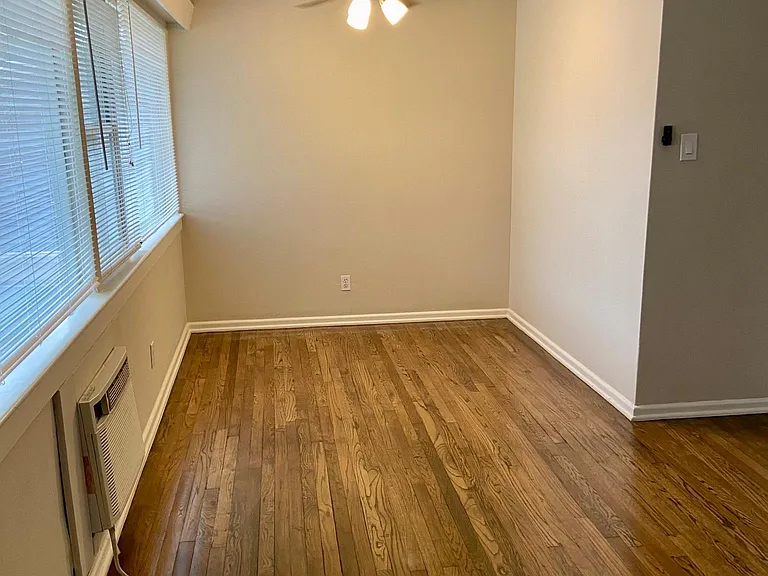 1608 Colquitt St #4 — Photo 8