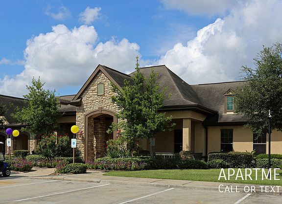 3rd image of 11207 Veterans Memorial Dr #3187