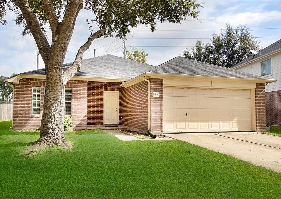1st image of 9207 Floral Crest Dr