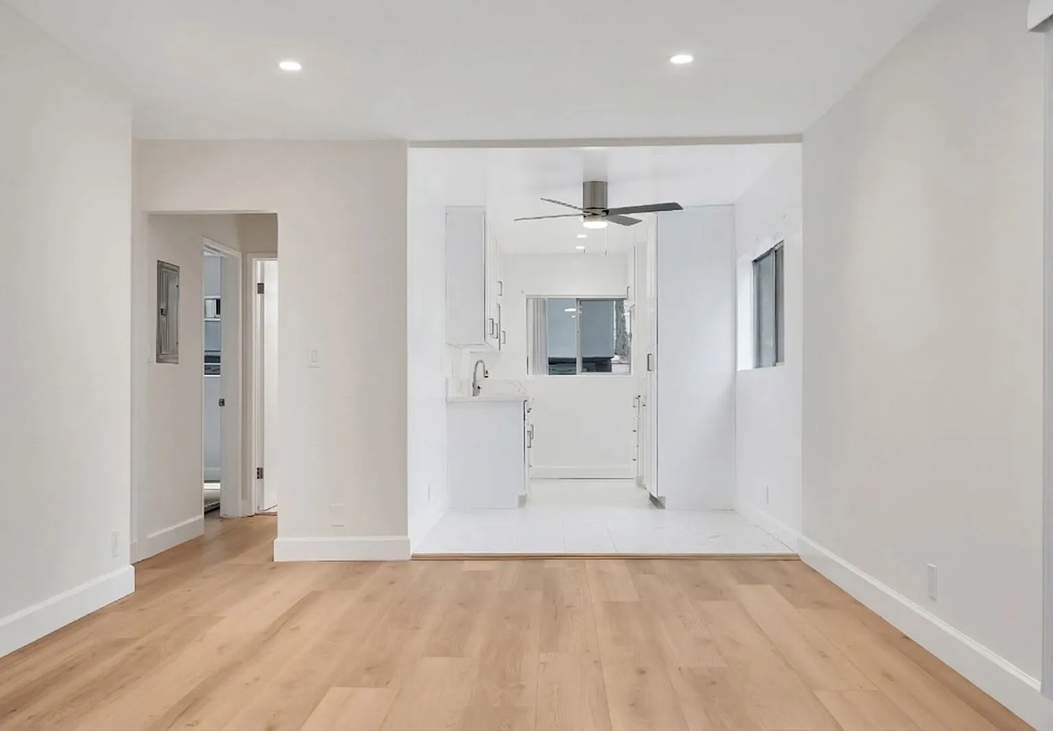 1 bed, 750 sqft, $2,695 — Photo 3