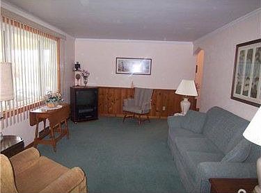 3rd image of 6728 Highland Ave