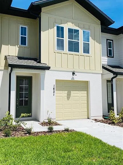 1621 Pelican Dr — Photo 1