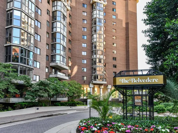 1600 N Oak St APT 125, Arlington, VA 22209