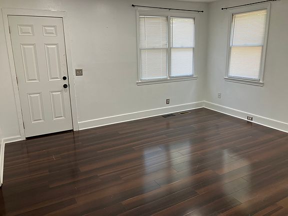 4th image of 203 Branham St