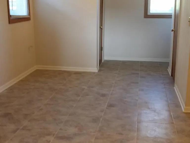 1015 N Lafayette St — Photo 12