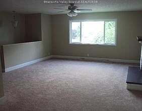 2nd image of 705 Gordon Dr