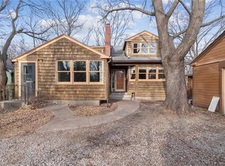 3217 West St, Ames, IA 50014