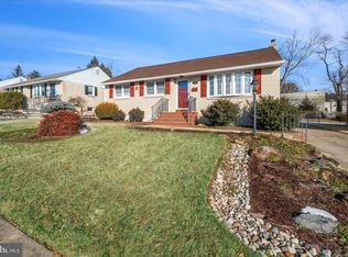 2515 Woodview Dr, Wilmington, DE 19808