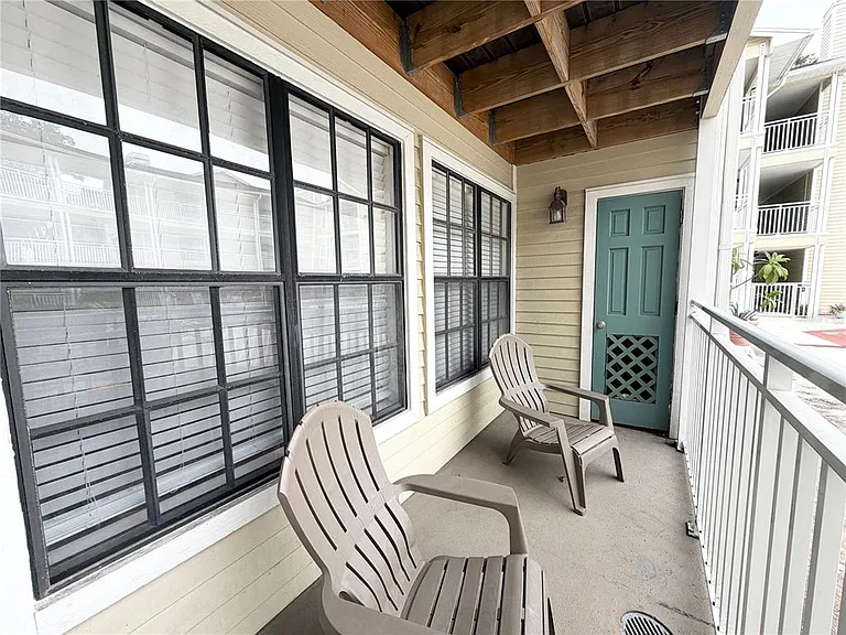 1000 W Horatio St #111 — Photo 17