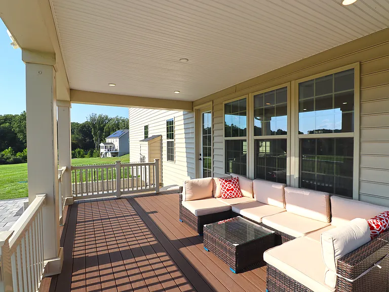 1040 Stepping Pl — Photo 16