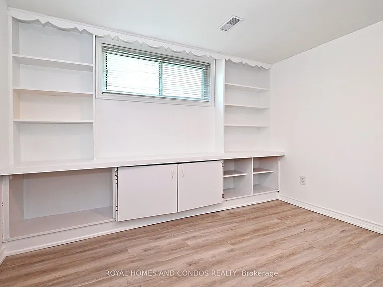 27 Marlena Dr — Photo 10