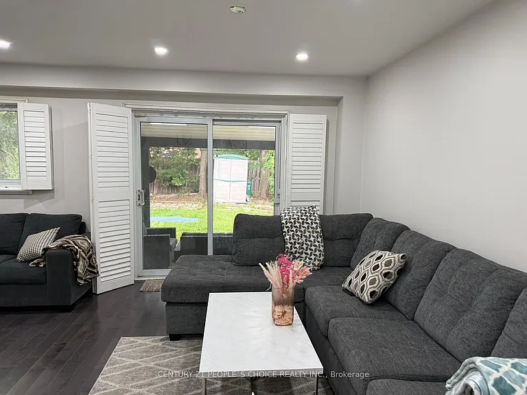 2753 Willowmore Way — Photo 4