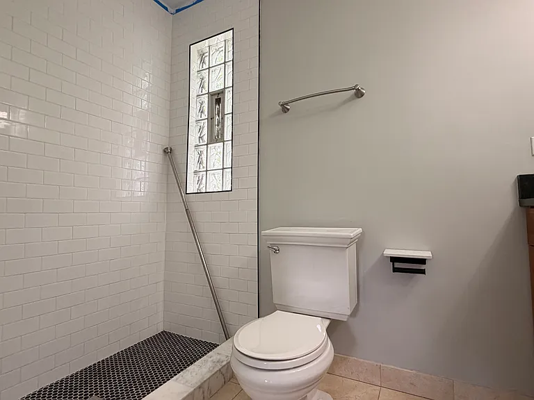 1031 N Paulina St #CH2 — Photo 15