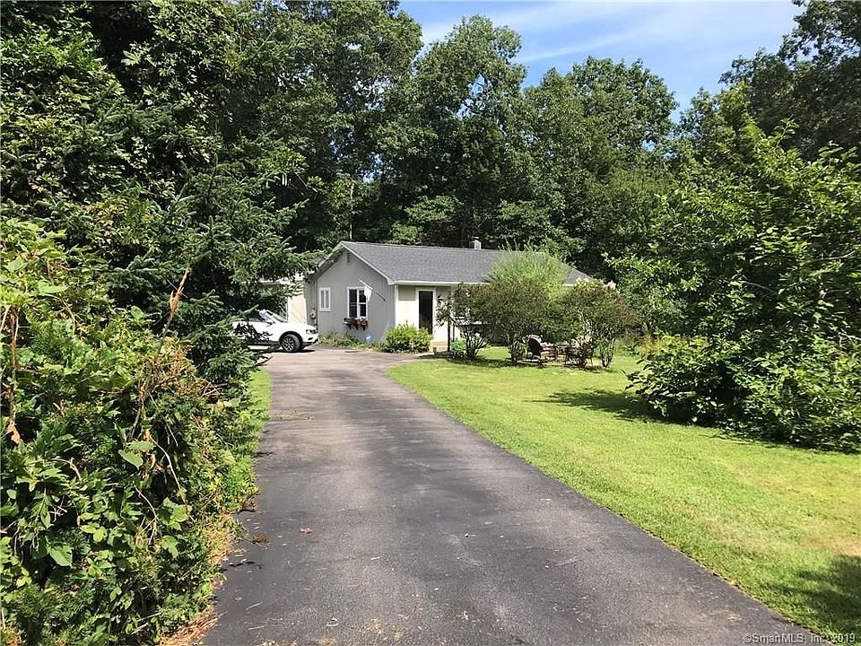 1st image of 10 Rogers Dr
