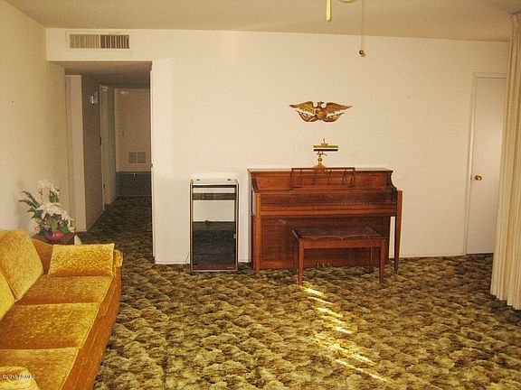 5th image of 10020 W Palmer Dr