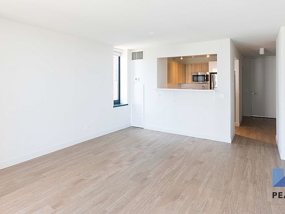 3rd image of 3660 N Lake Shore Dr APT 1704