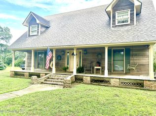 30 Hawkins Rd, Natchez, MS 39120